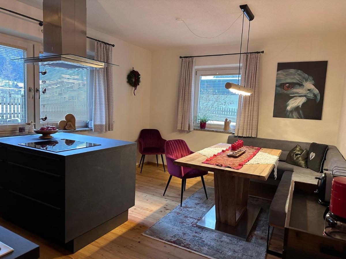 Kallis Appartement Mayrhofen Bagian luar foto