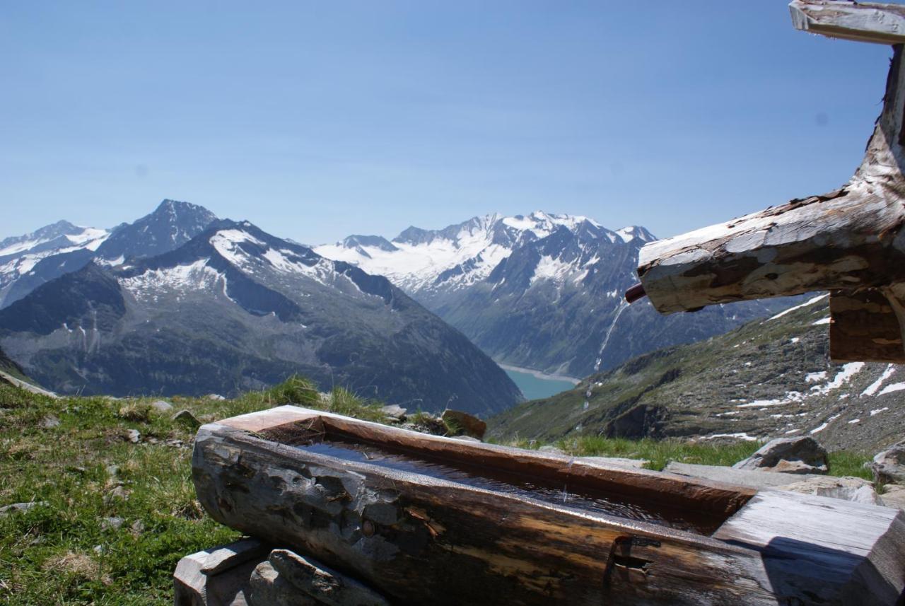 Kallis Appartement Mayrhofen Bagian luar foto