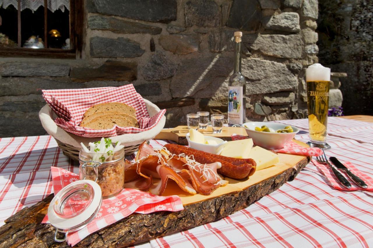 Kallis Appartement Mayrhofen Bagian luar foto