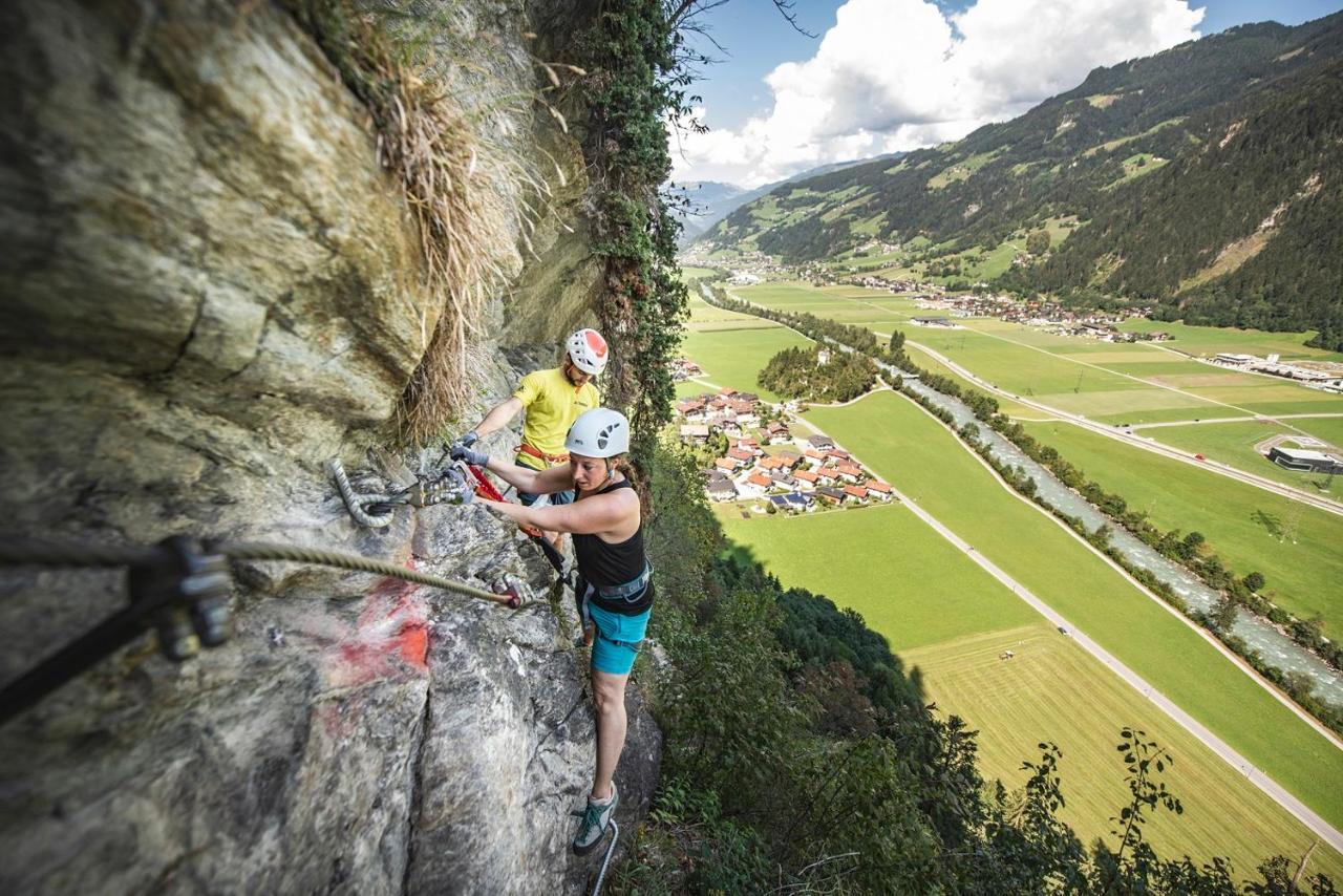 Kallis Appartement Mayrhofen Bagian luar foto