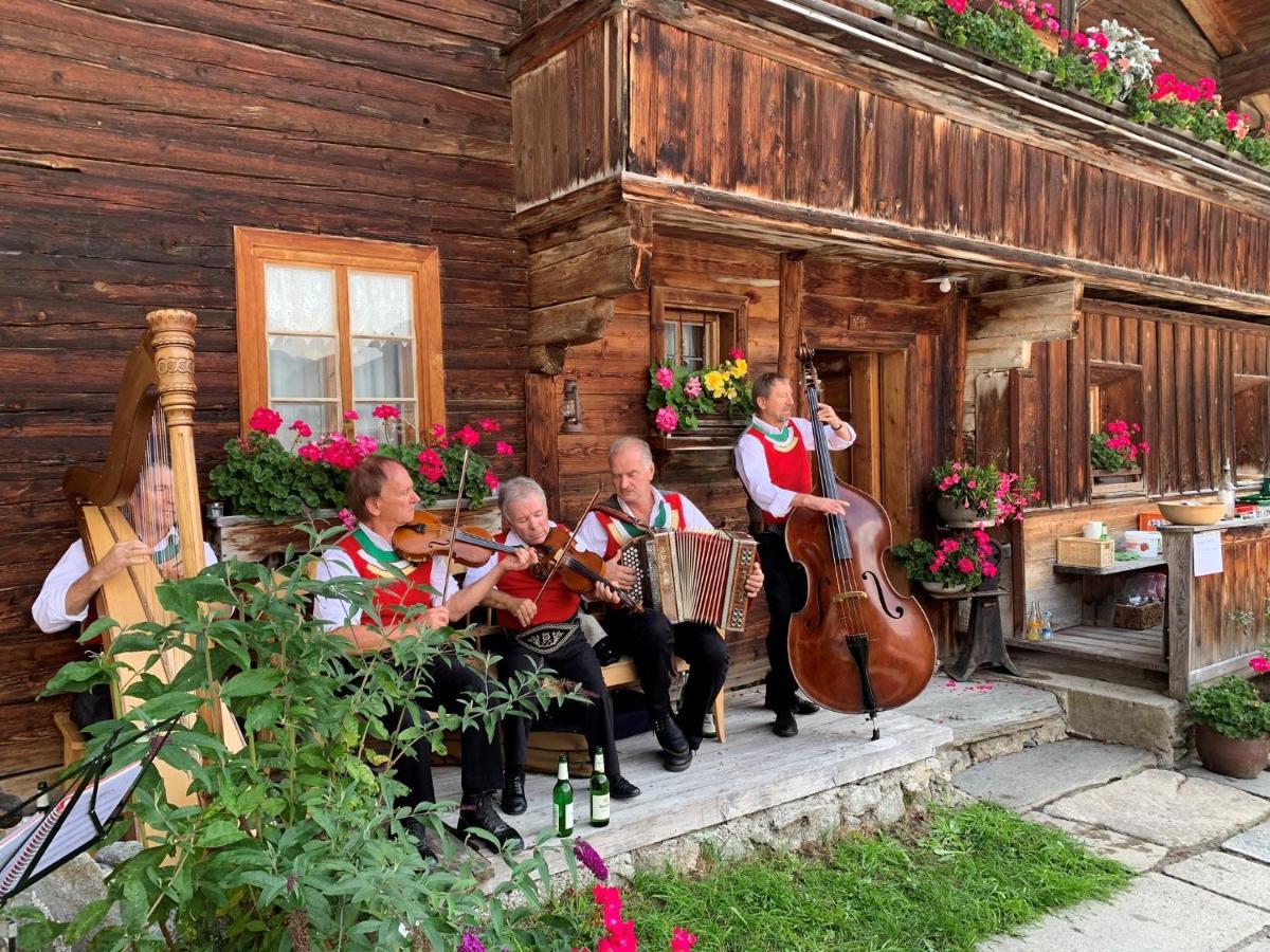 Kallis Appartement Mayrhofen Bagian luar foto